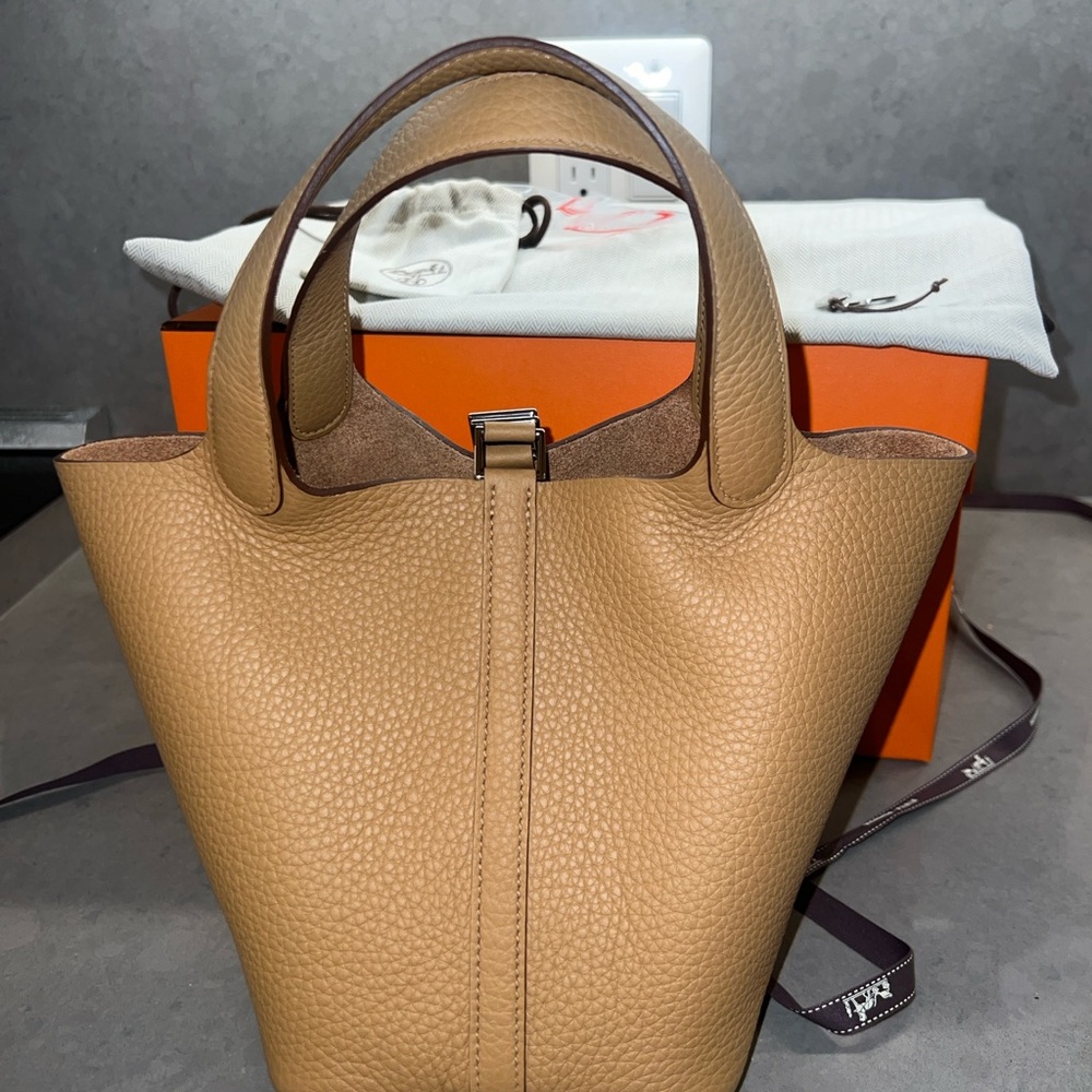 Hermes Picotin 18 Biscuit Palladium haredwarw Tan Pebbled Leather Tote - Picture 16 of 16